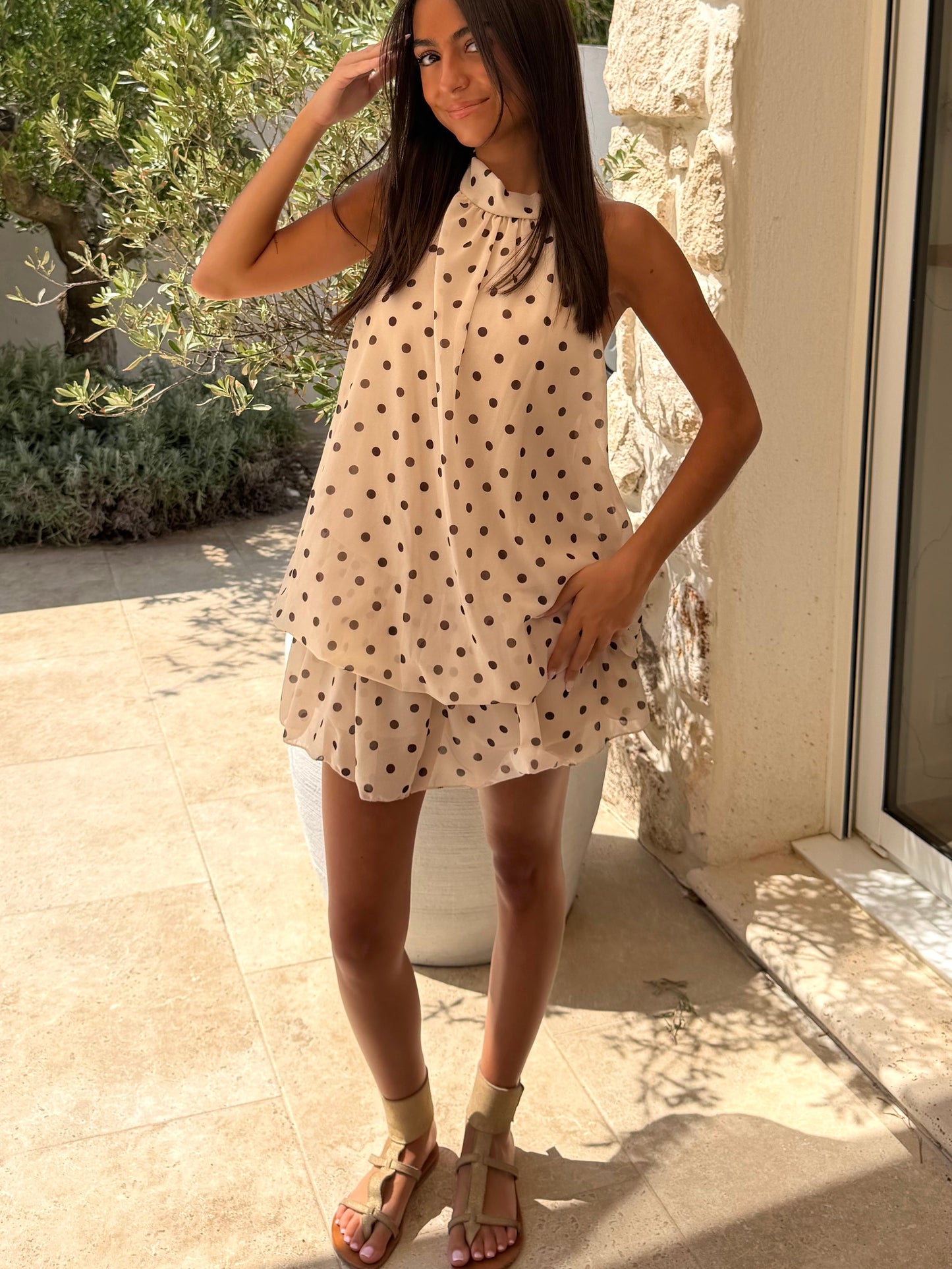Robe à pois beige