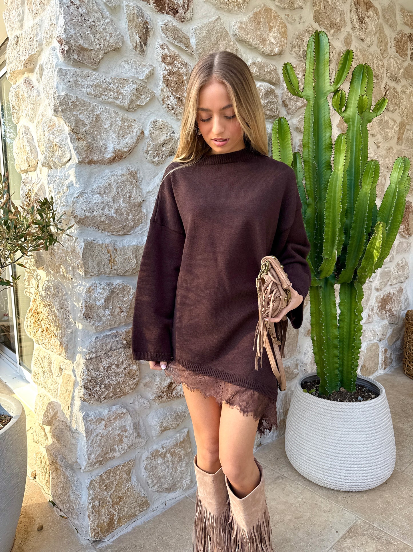 Robe pull dentelle chocolat